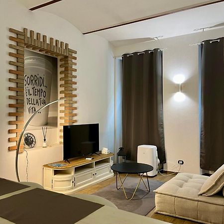 Residenza Corrado By Almanova Residenze Apartment มานโตวา ภายนอก รูปภาพ