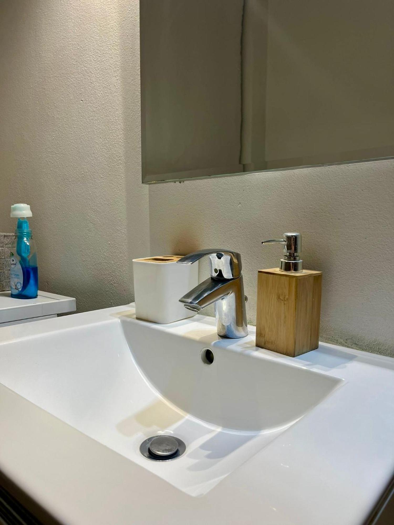 Residenza Corrado By Almanova Residenze Apartment มานโตวา ภายนอก รูปภาพ